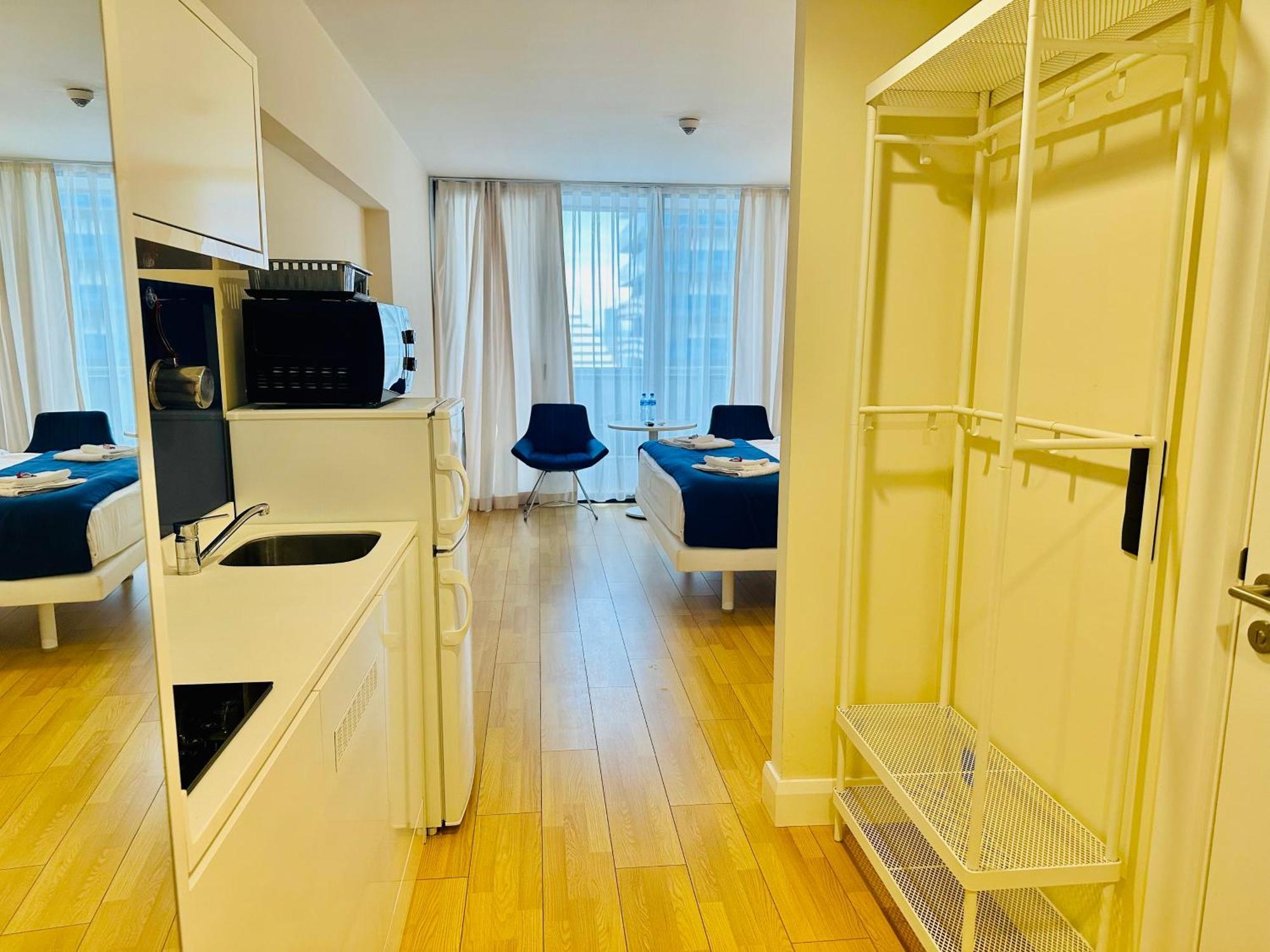 Stunning Sunsets Apartment