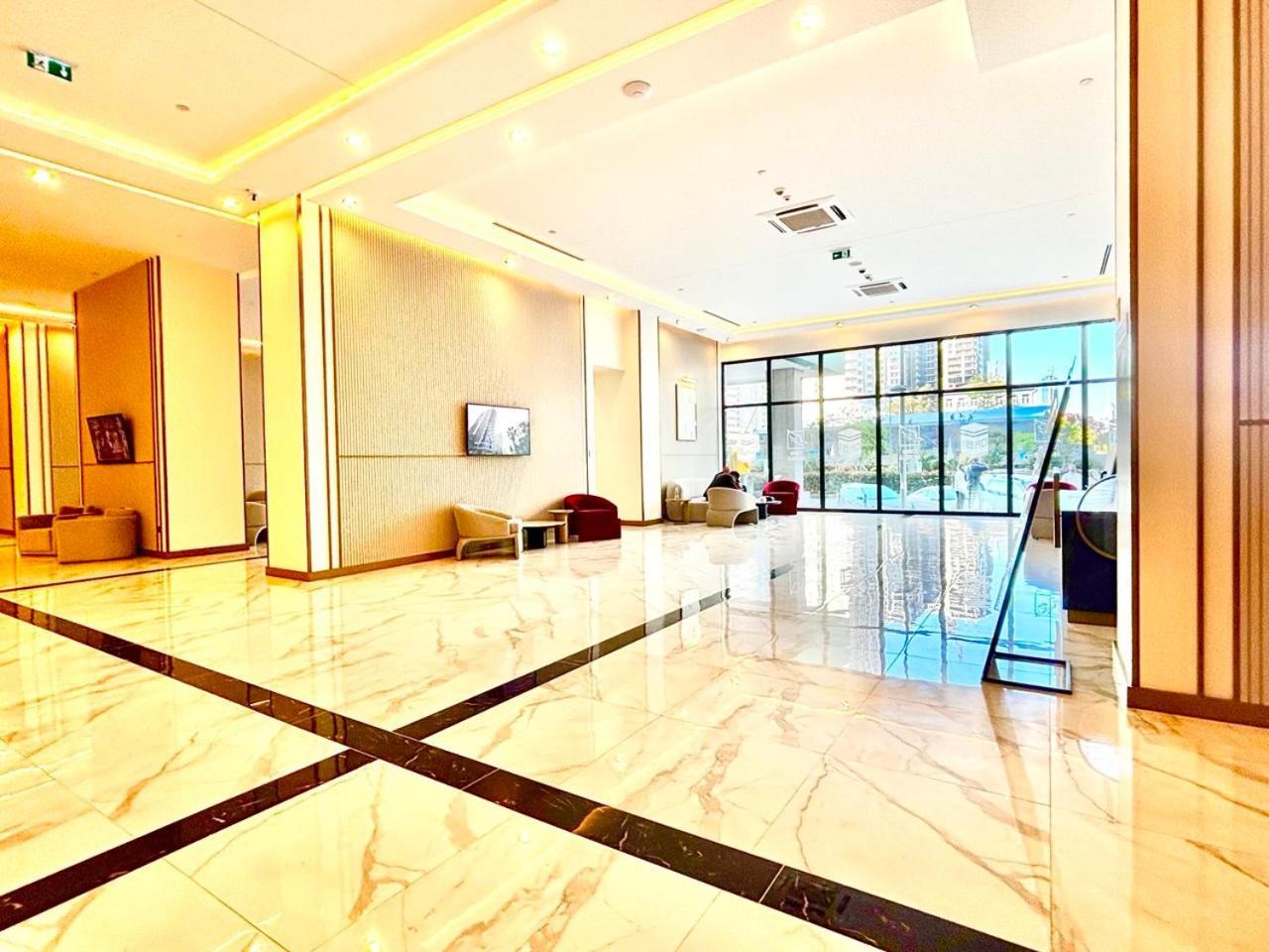 Stunning Sunsets In Orbi Appartement